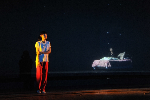 寻感人小话剧剧本-求感人的有关亲情的(最好是