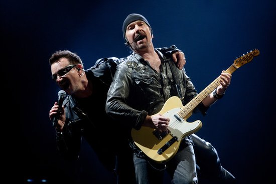 U2或与酷玩主唱合作录制乐队新唱片