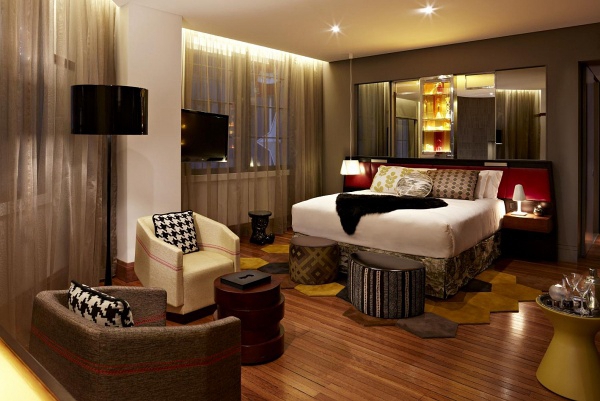 澳大利亚悉尼QT酒店设计 融合哥特式风格