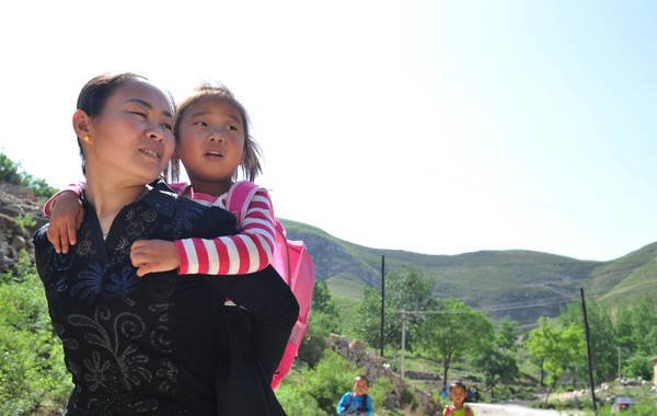 河北 被拐女教师 遭曝大骂村民 双方回应各执一