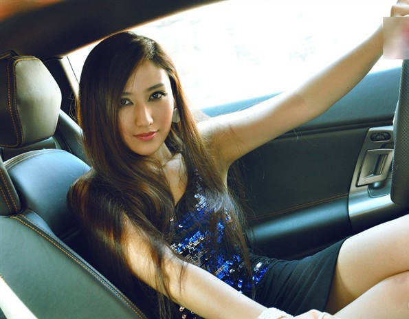 气质美女爱抚\大牛\+气场超强赶超兰博