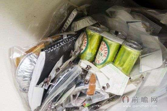 乔布斯时间胶囊沉睡30年出土有6罐啤酒(图)