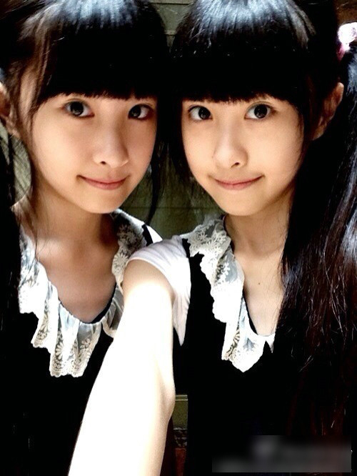 台湾超萌双胞胎长成美女 13岁姐妹花爱跳舞