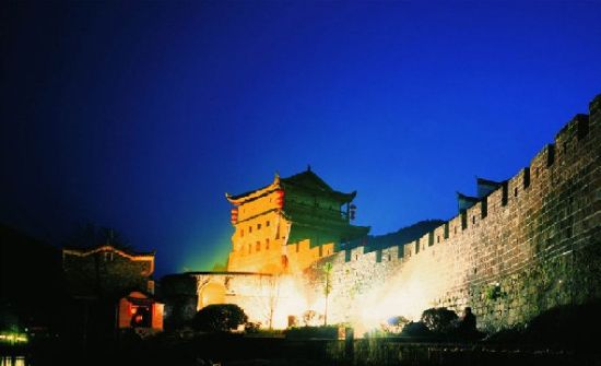 诗情画意等你千年 湘西凤凰古城游览线路全攻