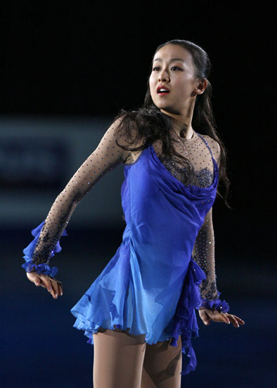 浅田真央退役将拍全裸写真 处女身报酬达三亿(图)