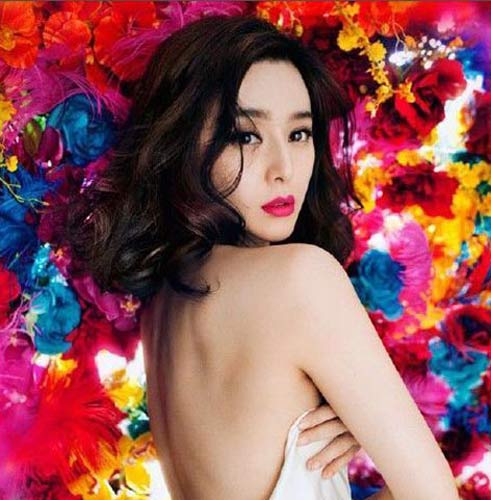 娱乐  摄影师和作品(来源:蜷川实花微博) 点击图片进入:范冰冰拒绝