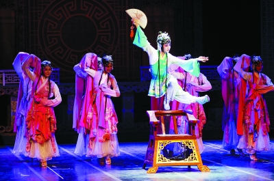 《粉墨春秋》华丽来宁 用舞蹈演绎戏曲之美_江苏频道_凤凰网