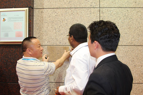 逆势飘扬 宁波华宝石节能建材有限公司走转型