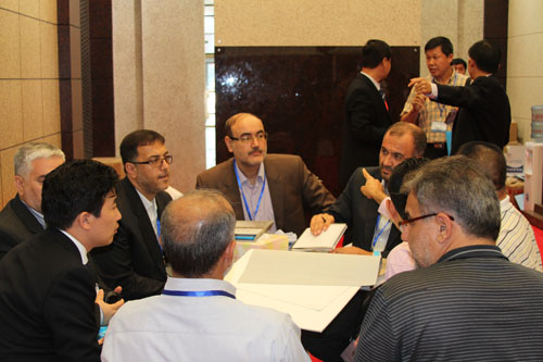 逆势飘扬 宁波华宝石节能建材有限公司走转型