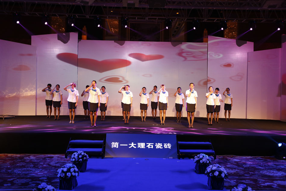 简一大理石瓷砖:专注的力量震撼甬城