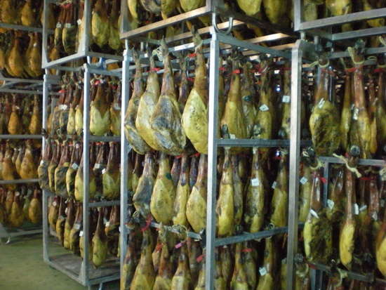 西班牙美食:国宝级海鲜饭 腌火腿飘香