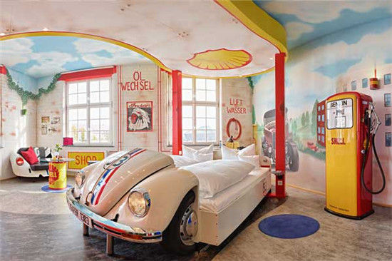 汽车发动机的天堂：V8酒店，德国