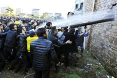 浙江温岭一工厂大火 已造成16人遇难