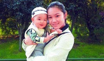 邓小平重外孙照片披露 外孙女关注农民工子女