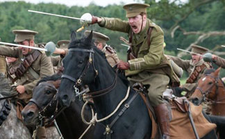 [高清]《战马》发中文预告片 磅礴战场首度曝光