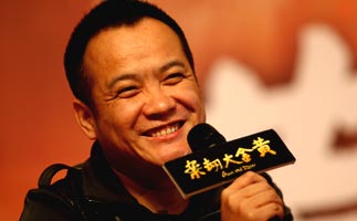 [高清]宁浩携新作《黄金大劫案》做客重庆大学