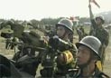 广州动员民兵练打敌机