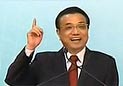 李克强演讲遇音响故障 幽默回应化解尴尬