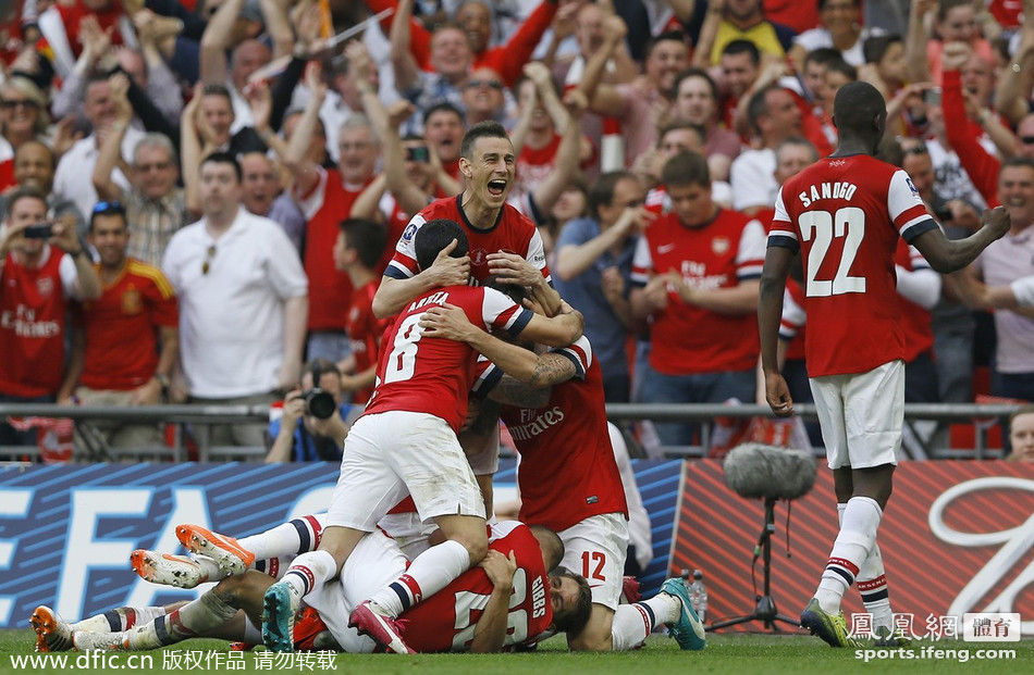 足总杯决赛-阿森纳加时绝杀 3-2逆转赫尔城夺冠