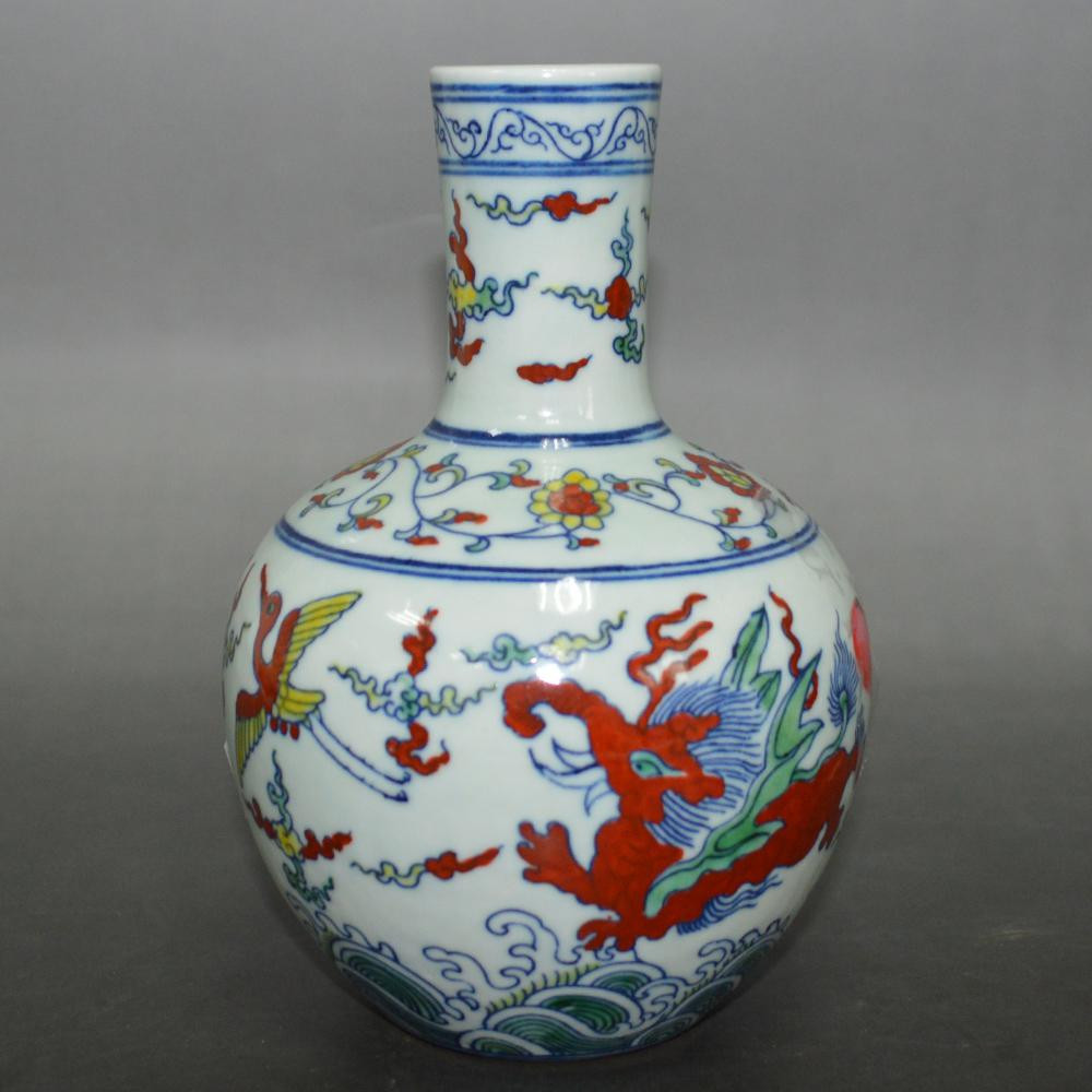 中国の明代の成化年間、手描きの龍鳳紋の天字茶缶、骨董品、磁器 - 花瓶