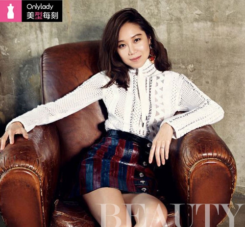 《制作人》热播 <em>孔孝真</em>LONG BOB<em>发型</em>入夏_青