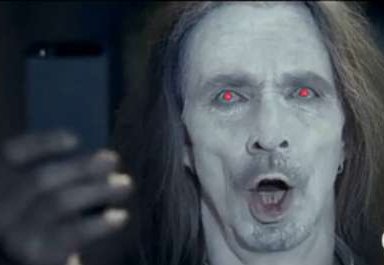 对手眼中的苹果:盘点几大厂商嘲讽版广告