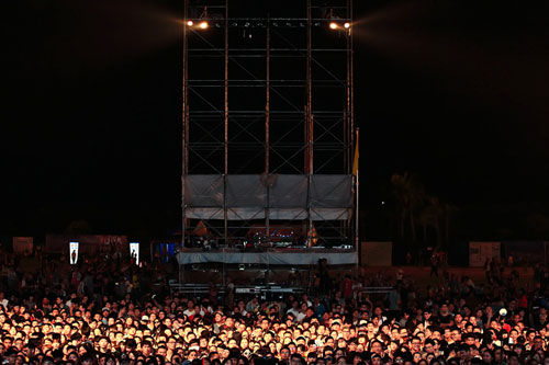热波音乐节首登深圳万人空岗 三天连续唱嗨