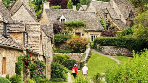 7国简化对华签证手续 赴法短签48时受理完毕