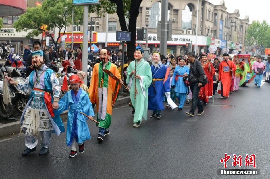 苏州轧神仙活动开场 感受吴地民俗文化