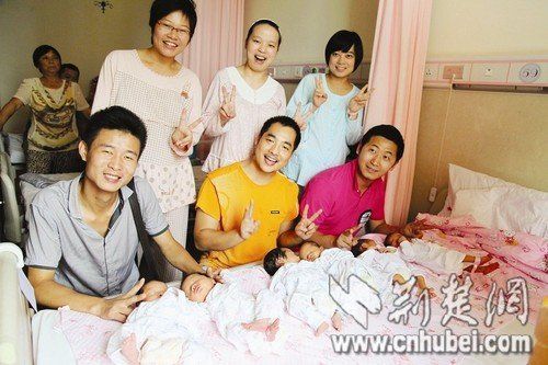 湖北同一产房中诞生三对双胞胎男孩(图)