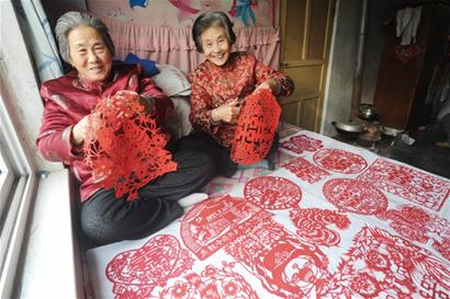 辛安大集年味儿浓 入口处总有一抹红(组图)