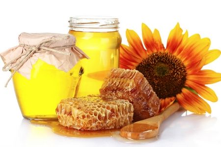 蜂蜜水的作用和功效 喝蜂蜜水禁忌有哪些