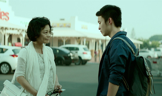 女比男大40岁的忘年恋 你能接受吗?