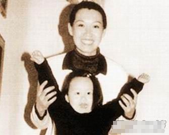 可以说赵本山与葛淑珍的婚姻,在十几年的过程中,妻子葛淑珍对赵本山