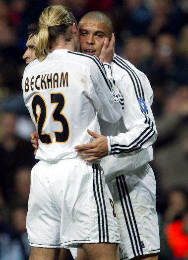 《镜报》基情四射的情人节特辑(组图)