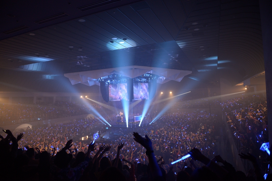 23日在日本广岛开启了2013年的张根硕演唱会
