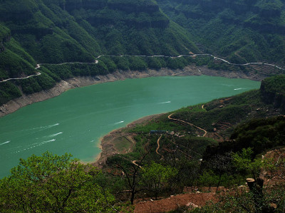 秋游林州太行大峡谷 赏醉人景色