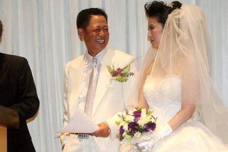 王志文妻子陈坚红背景揭秘 从t台模特到亿万富婆