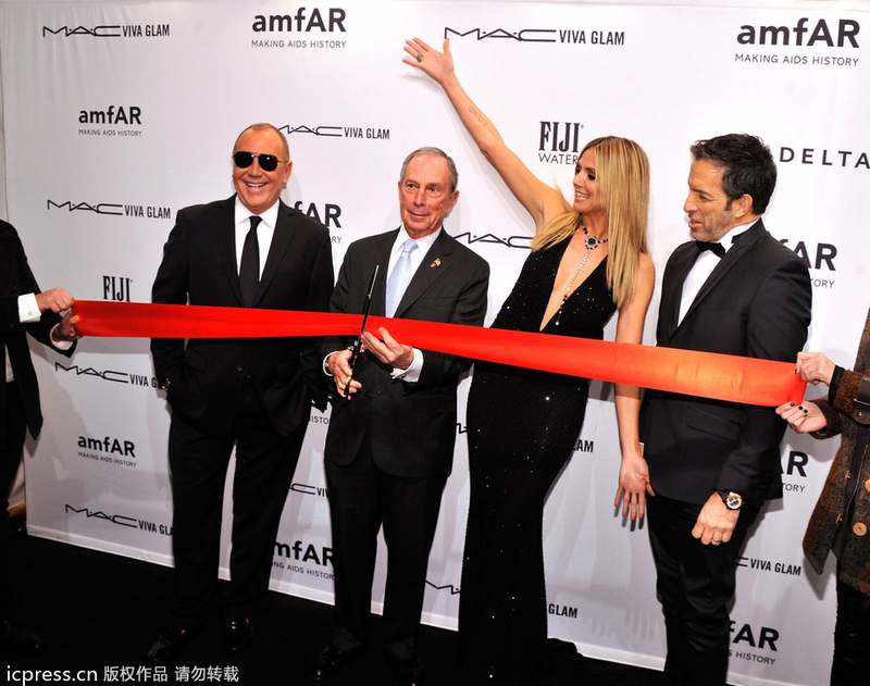 当地时间2013年2月6日，美国纽约，纽约13秋冬时装周amfAR慈善晚宴。