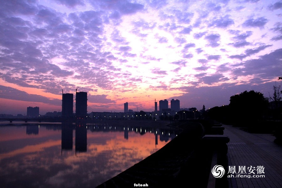 六安淠河 朝霞夕照共水色