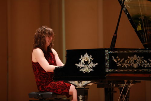 德国钢琴公主盛赞:温克尔曼进入北京大学百周年纪念讲堂