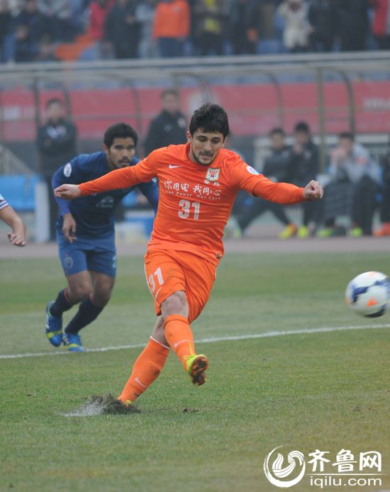 2014亚冠小组赛:山东鲁能战平武里南(组图)