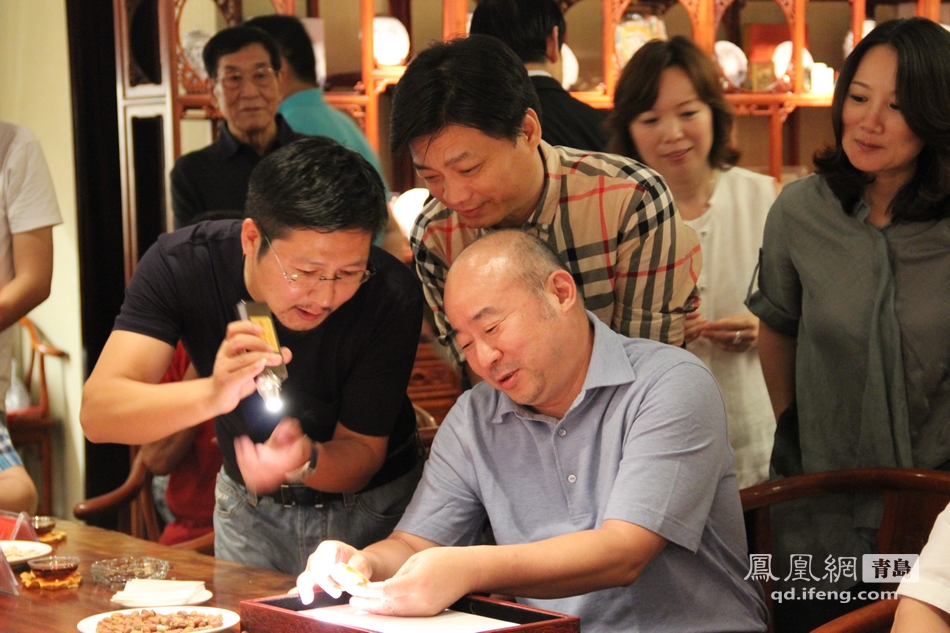 玉雕大师王朝阳玉雕展临青岛