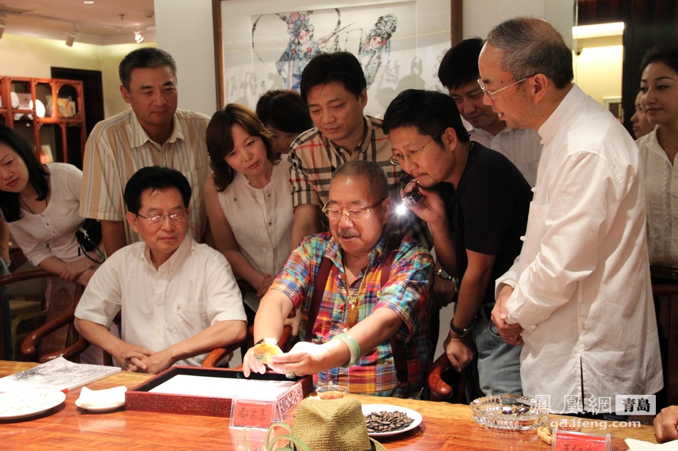 玉雕大师王朝阳玉雕展临青岛 众大师助阵水韵