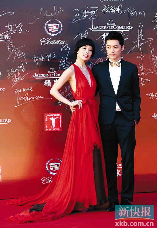 上海电影节红毯星光熠熠 杨幂刘恺威大秀恩爱