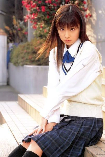 揭秘日本女生校服情结 最喜欢的服装