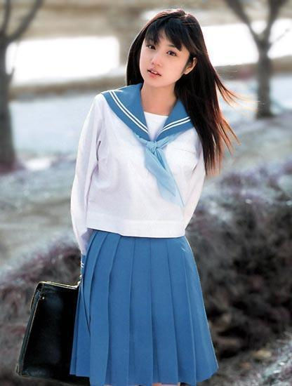 <em>高中女生</em>喜欢<em>什么</em>形象的男生?发形和服装需要
