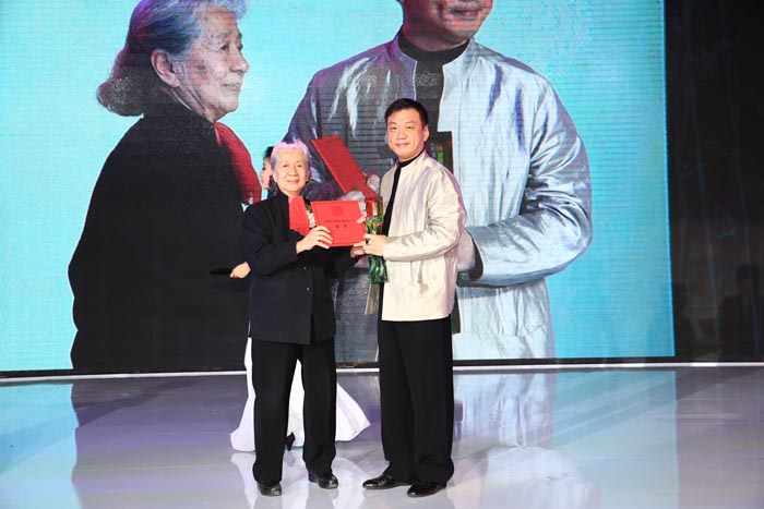 “2013中国室内设计颁奖盛典”群星璀璨 盛况空前