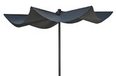 OM遮阳伞
西班牙设计师 Andreu Carulla Studio 设计的这款 OM 遮阳伞撑开后就像是蝙蝠侠的翅膀，它是由高质量的材质设计而成，特别的坚固耐用。遮阳伞的创新设计使它具有极大的灵活性，可以站在 90 度的内角，180 度的平墙和 270 度的角落，它甚至可以垂直地用作光挡风玻璃或空间分隔物。（实习编辑：刘嘉炜）