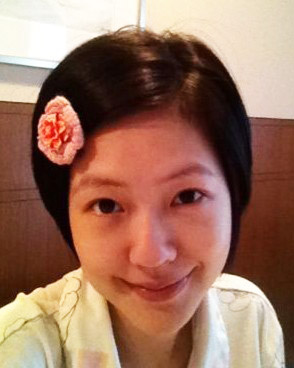 吴莫愁晒素颜照 网友指像小s(图)